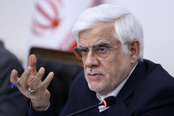 عارف: هاشمی رفسنجانی اهل جذب کردن بود، به همین دلیل هزینه هایی هم داد عارف: هاشمی رفسنجانی اهل جذب کردن بود، به همین دلیل هزینه هایی هم داد