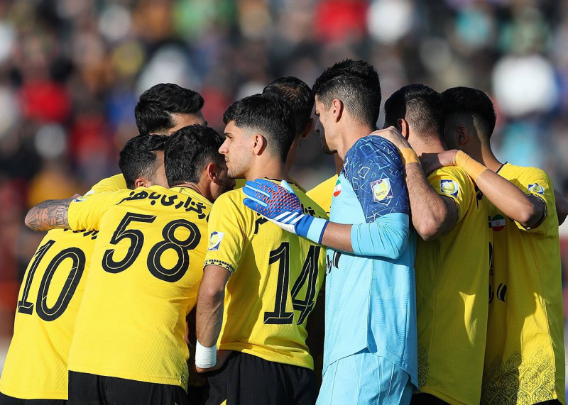 سپاهان آماده سوپرجام ؛ قدبلندها به خط شدند! سپاهان آماده سوپرجام ؛ قدبلندها به خط شدند!