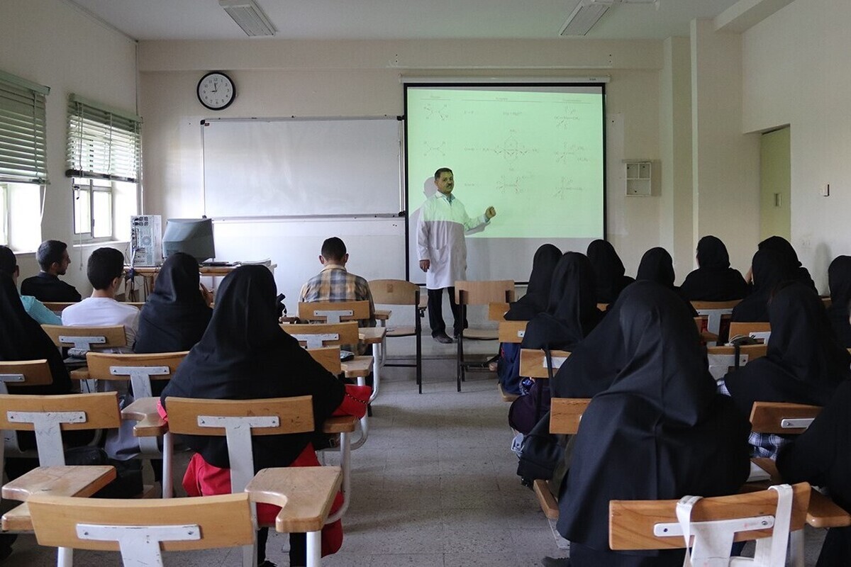 بازگشت استادانیکه با امضاهای سیاسی خانهنشین شدند بازگشت استادانیکه با امضاهای سیاسی خانهنشین شدند