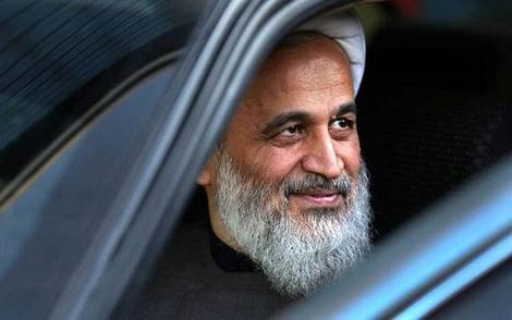 کمکهای پنهانی به سبک پناهیان؛ از لباس مبدل تا استوری و هیاهو! کمکهای پنهانی به سبک پناهیان؛ از لباس مبدل تا استوری و هیاهو!