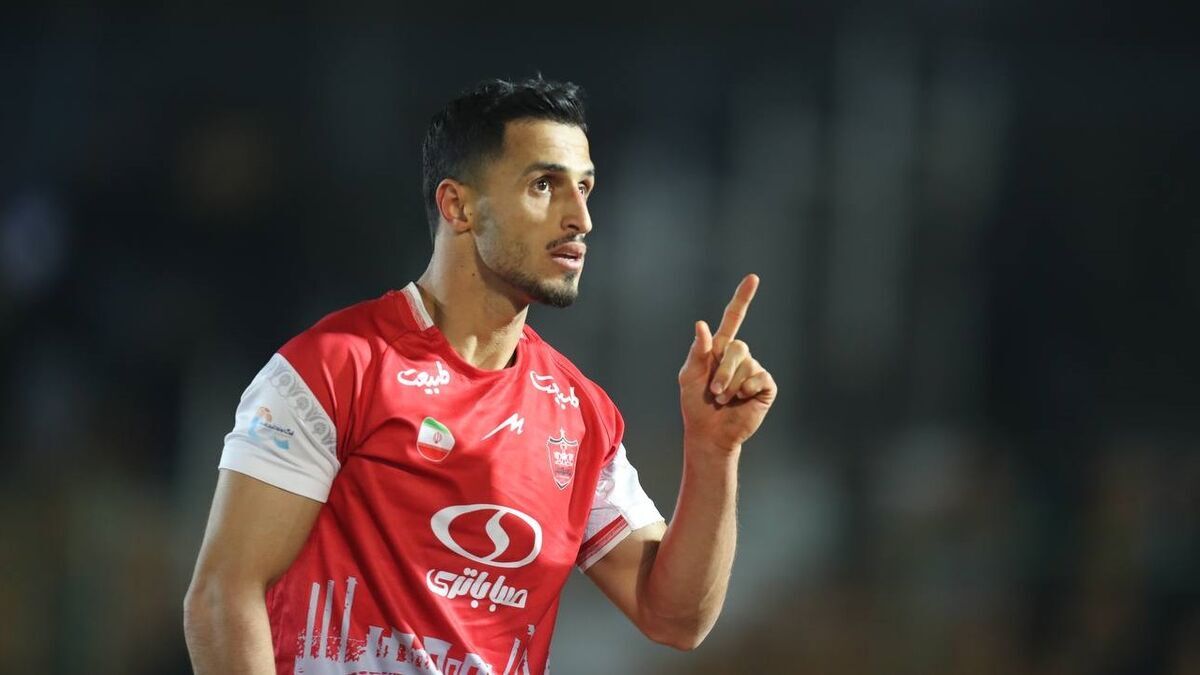 علی علیپور به رکورد کریم باقری در پرسپولیس رسید علی علیپور به رکورد کریم باقری در پرسپولیس رسید