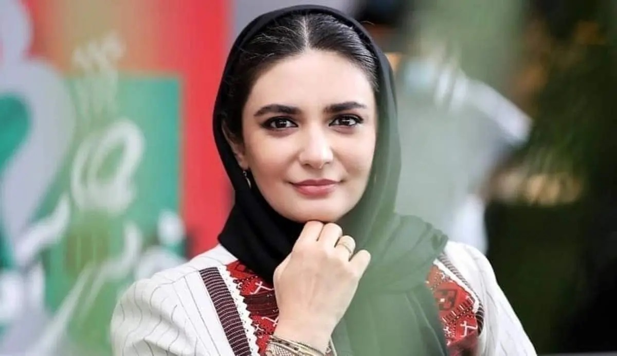 ببینید| لیندا کیانی: یکی از سه قلوهایم فوت کرد ببینید| لیندا کیانی: یکی از سه قلوهایم فوت کرد