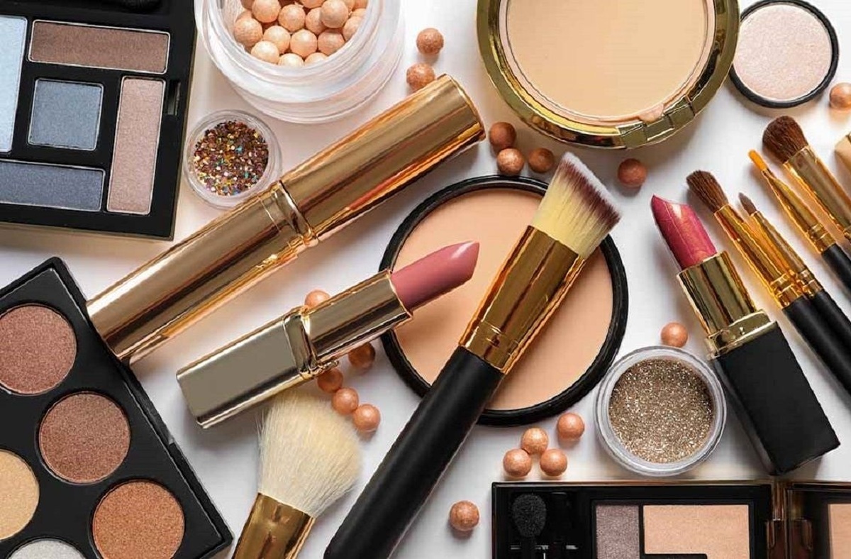 این محصولات آرایشی بهداشتی را استفاده نکنید!