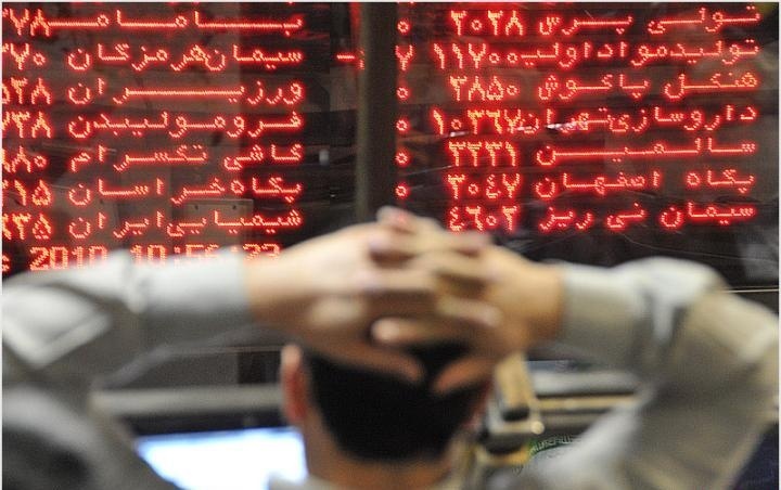 چرا بورس در سه هفته اخیر افت کرد؟