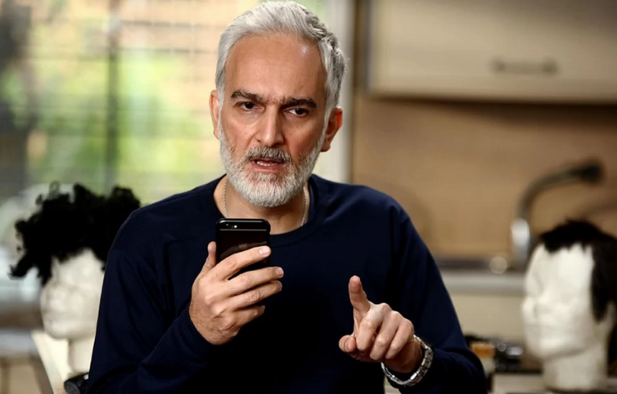 ببینید| نظر بیژن بنفشه‌خواه درباره شوخی‌های فیلم آنتیک