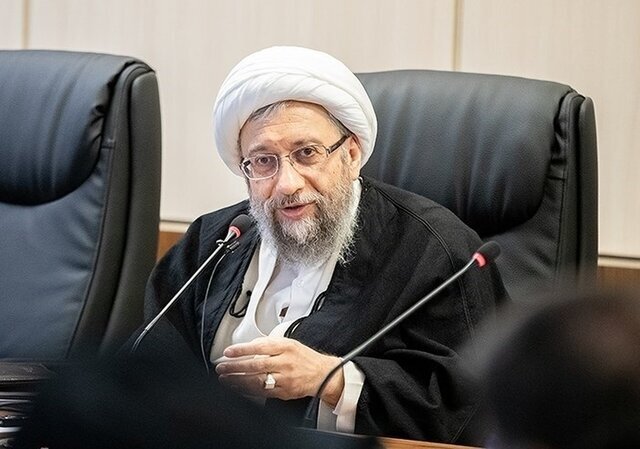 آملی لاریجانی: مجمع تشخیص براساس کار علمی و فنی درباره FATF تصمیم می‌گیرد