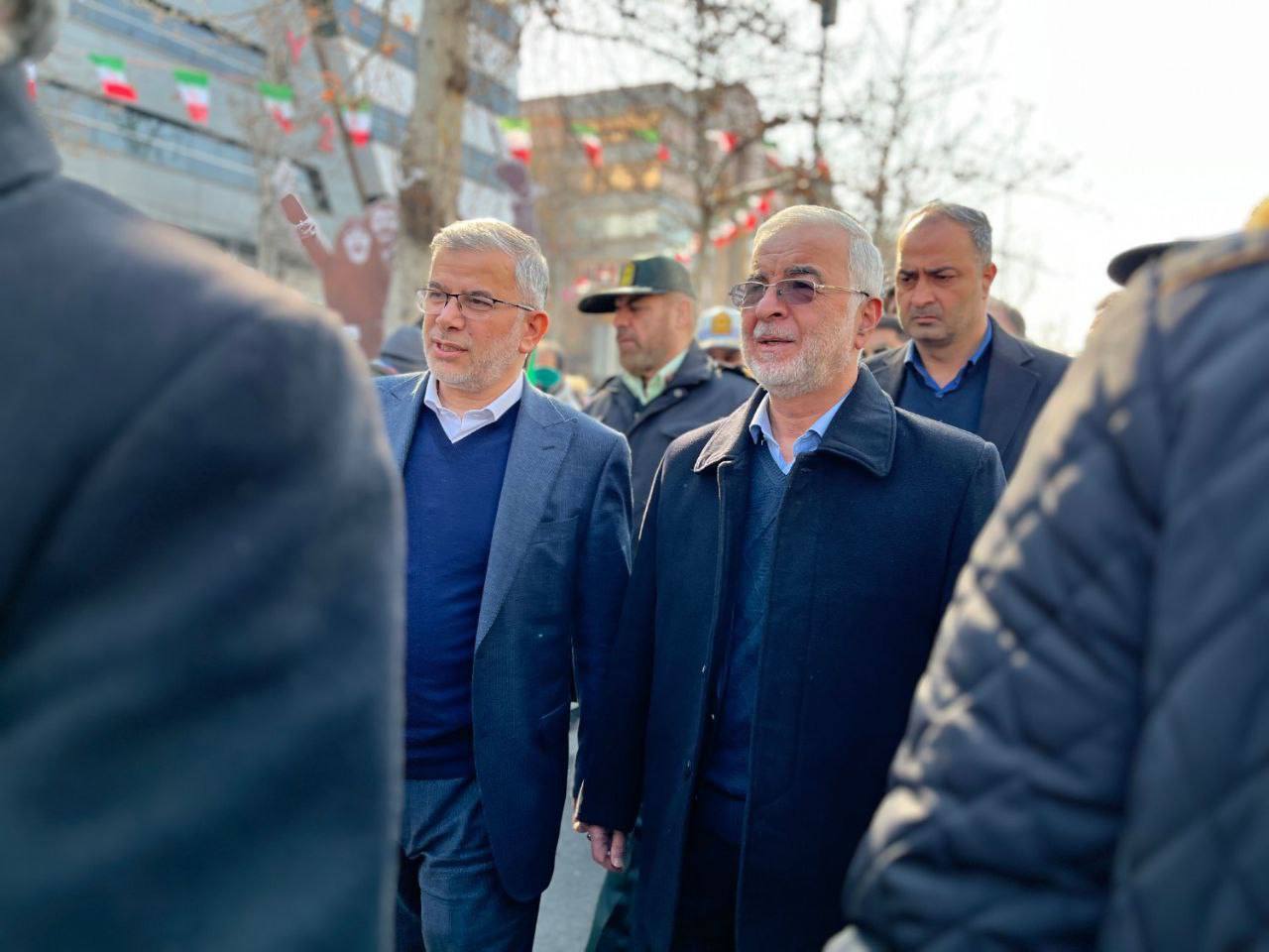 چهره‌ها در راهپیمایی 22 بهمن ؛ از نظامی‌ها تا دولتی‌ها و دیگران  ( درحال تکمیل)