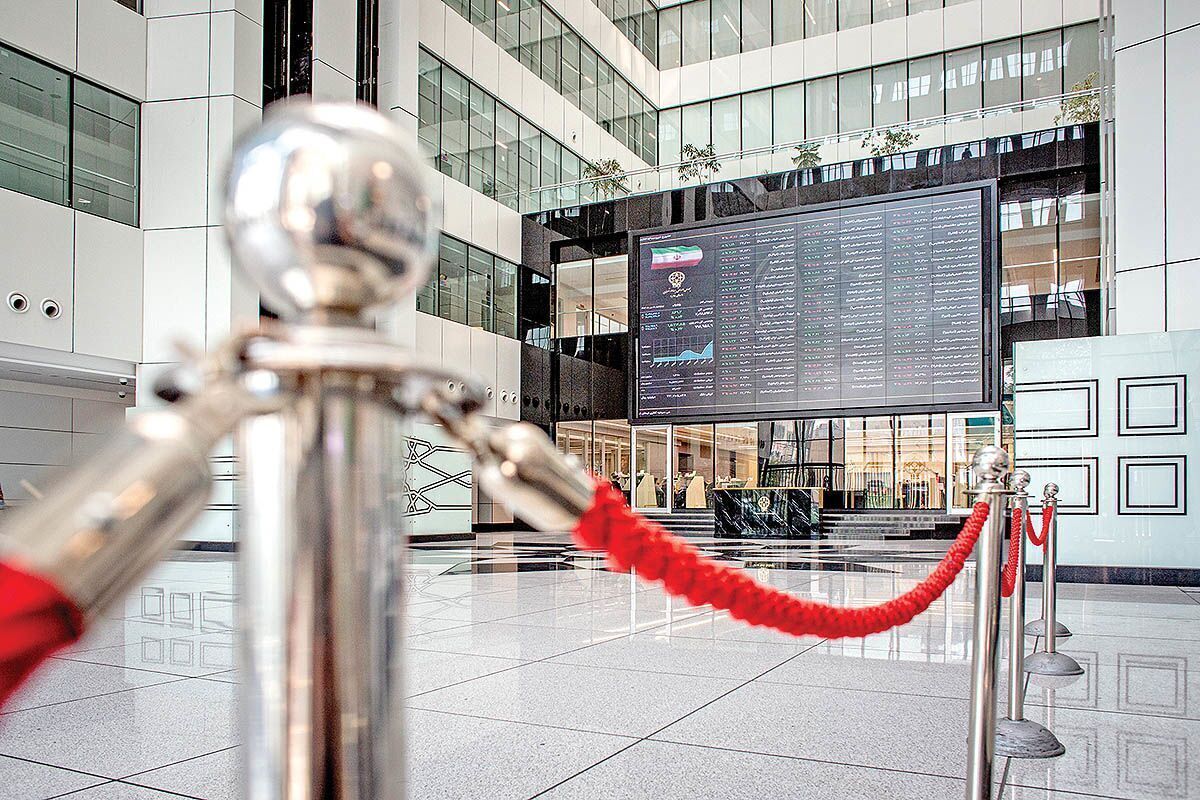 بازار سرمایه زیر سایه ترس و ناامیدی | حقیقی‌ها فرار کردند