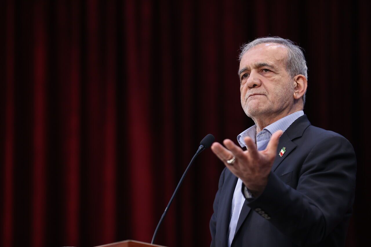 پزشکیان: ما نگفتیم گفت‌و‌گو نمی‌کنیم، اما ذلیل هم نمی‌شویم