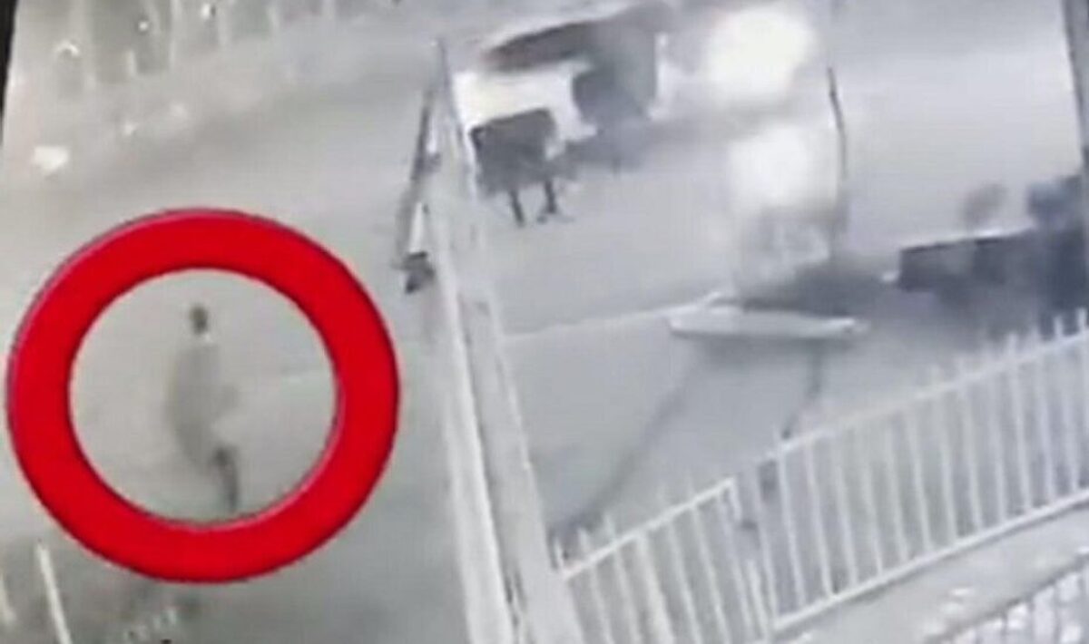 چرا هیچکس به دانشجوی زخمی کمک نکرد تا او جان داد؟