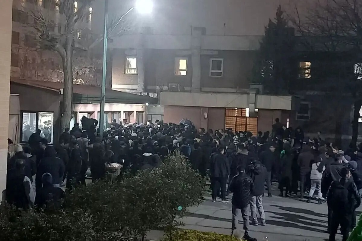 واکنش دولت به قتل امیر محمد خالقی ؛ از سفر نیمه‌تمام وزیر علوم تا دستور ویژه عارف