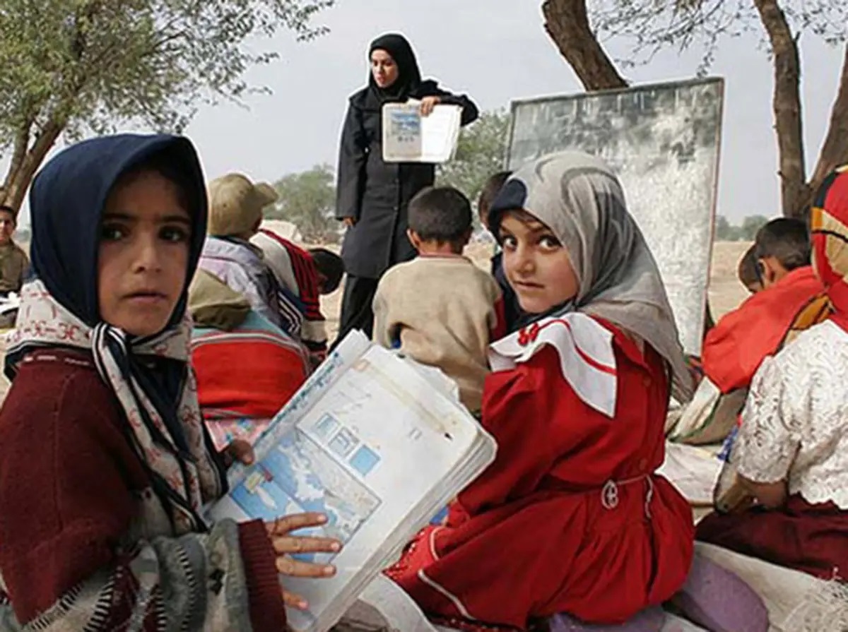 آمار فاجعه آمیز؛ دختران در صدر ترک تحصیل
