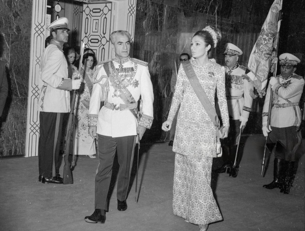 محمدرضاشاه پهلوی در مجلس سنا محمدرضاشاه پهلوی در مجلس سنا