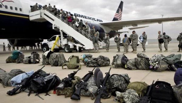 انتقال تجهیزات و نفرات آمریکایی از عین الاسد به سوریه انتقال تجهیزات و نفرات آمریکایی از عین الاسد به سوریه