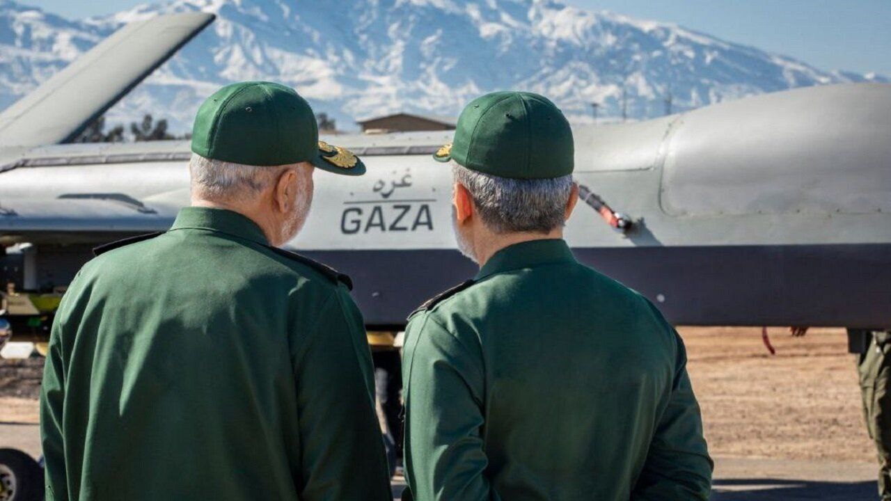 پهپاد سپاه توان حمل ۱۳ بمب را دارد | «غزه» را بهتر بشناسید