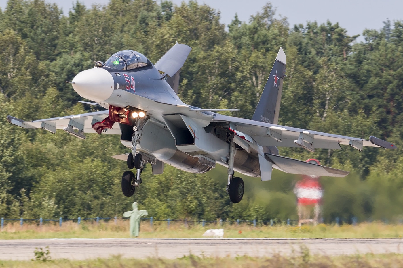 جنگنده سوخو ۳۰ام رقیب اف-15ئی آمریکایی جنگنده سوخو ۳۰ام رقیب اف-15ئی آمریکایی