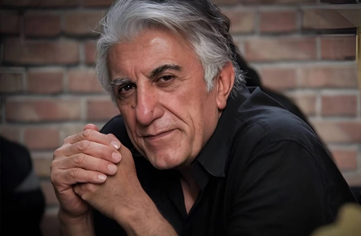 ببینید| رضا کیانیان: صداسیما زندگی تقلبی از مردم ایران را نشان می‌دهند