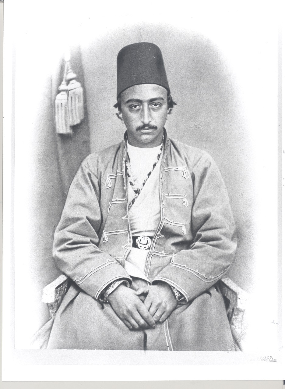 عکس‌های دیده نشده از مظفرالدین شاه قاجار در سنین مختلف