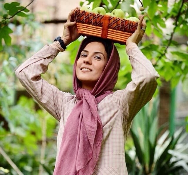 سارا بهرامی کیست؟ سارا بهرامی کیست؟