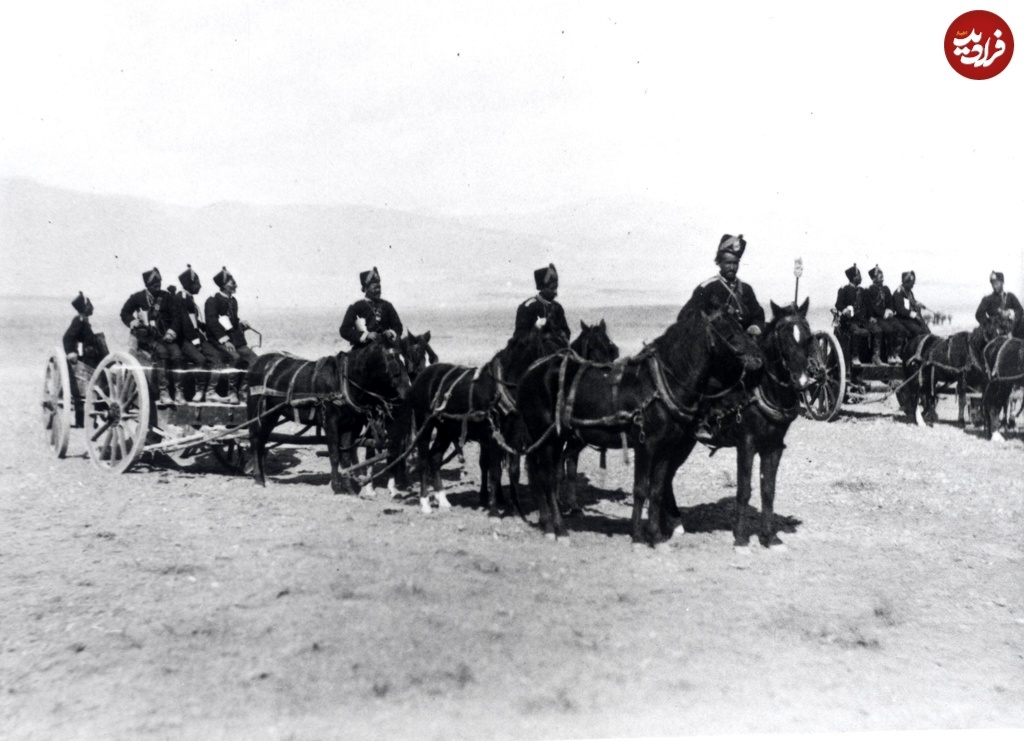 تصاویر قاجاری از قبیله کولی‌ها تا استقبال از ناصرالدین شاه