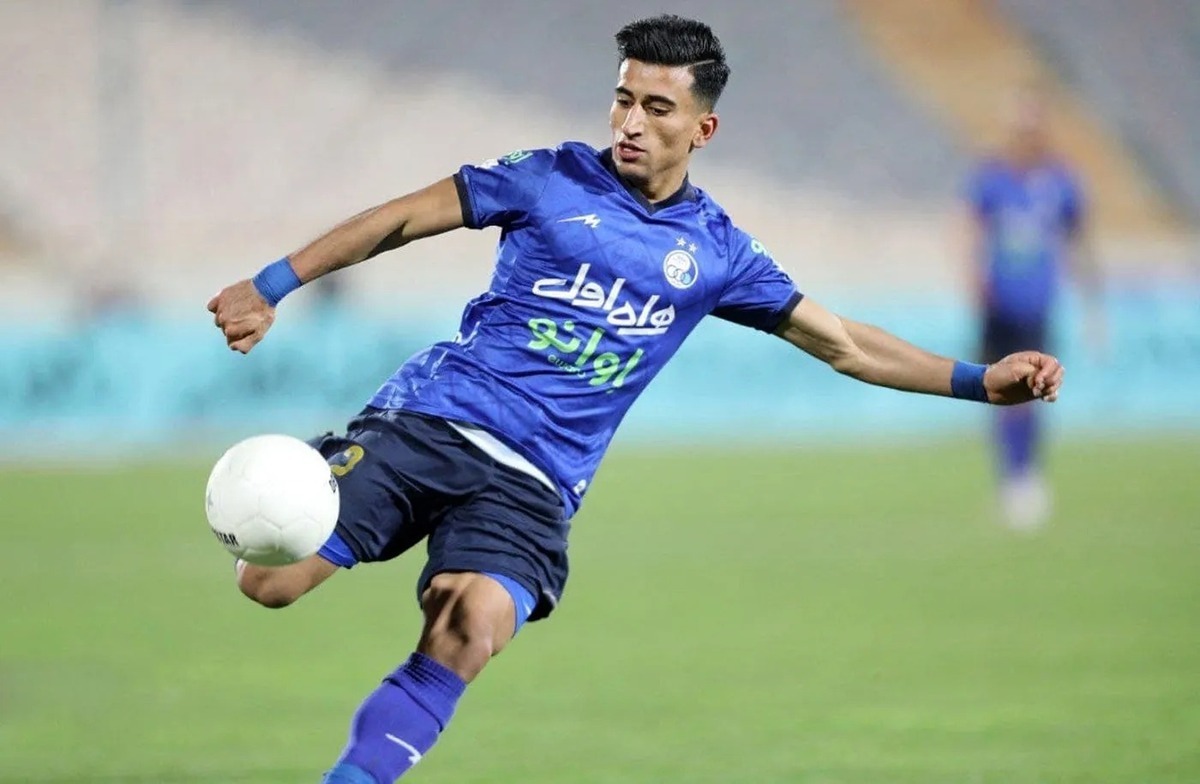 رونمایی از خرید جدید استقلال برابر النصر رونمایی از خرید جدید استقلال برابر النصر