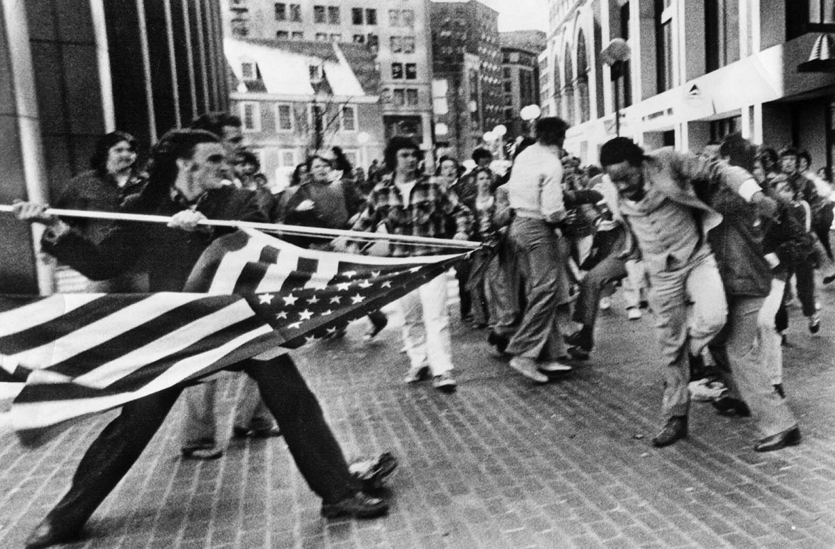 آنچه را «شکوه آمریکایی» مینامیدند چگونه لکه دار شد؟ آنچه را «شکوه آمریکایی» مینامیدند چگونه لکه دار شد؟