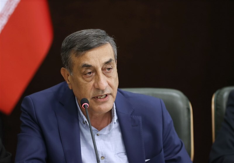 قائم‌پناه: اهانت به پزشکیان یعنی ولایتمداری؟