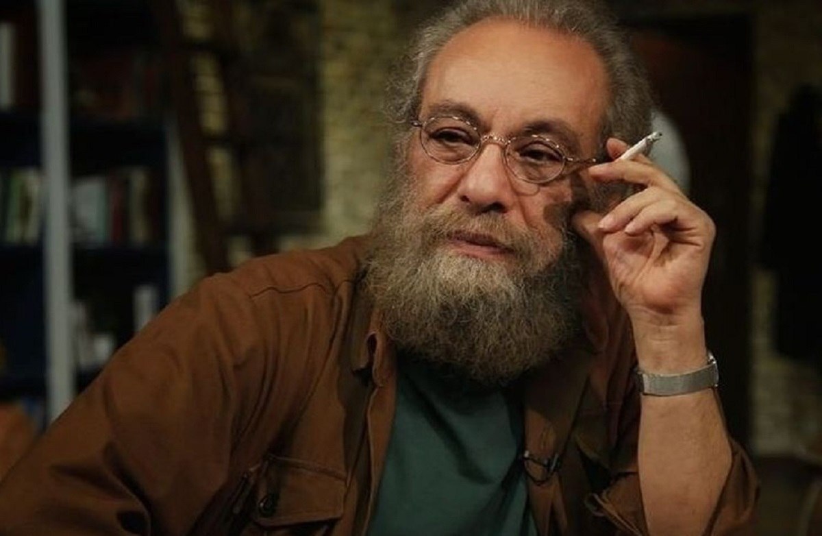 ببینید| مسعود فراستی: من بین تتلو و ساسی مانکن مانده ام کدام مبتذل تر است!