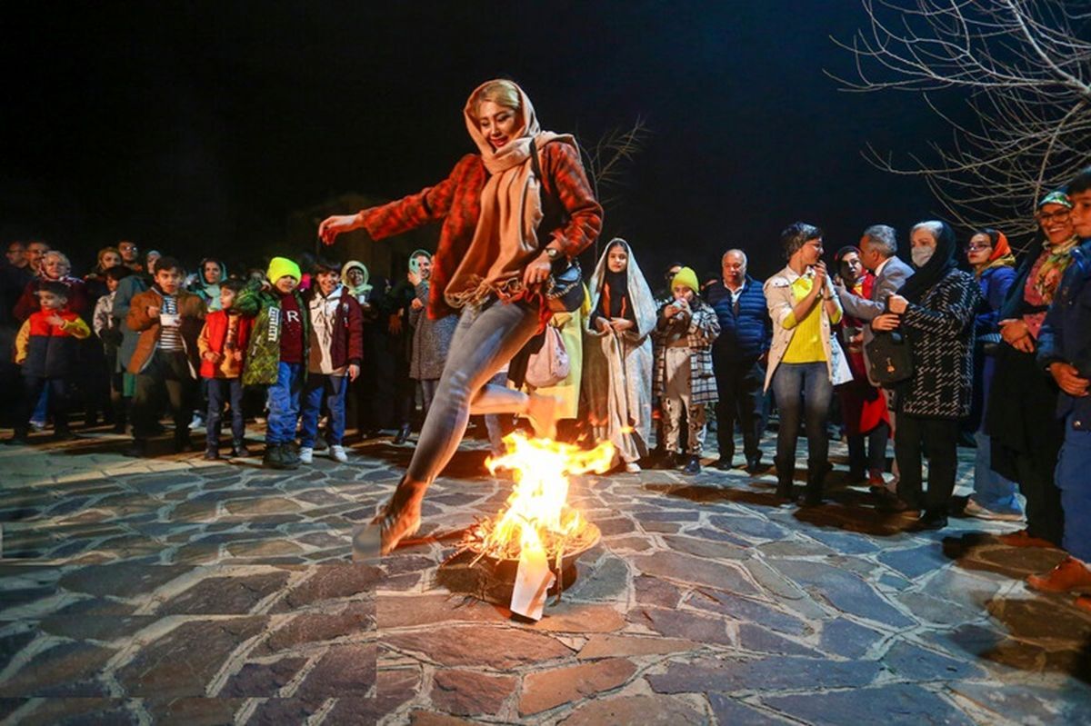 سود کلان چینی‌ها از فروش مواد محترقه در چهارشنبه‌سوری!