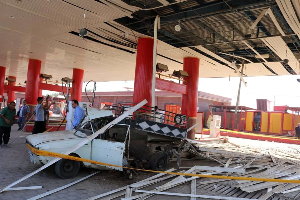 ببینید| انفجار وانت در جایگاه گاز پارسیان قم