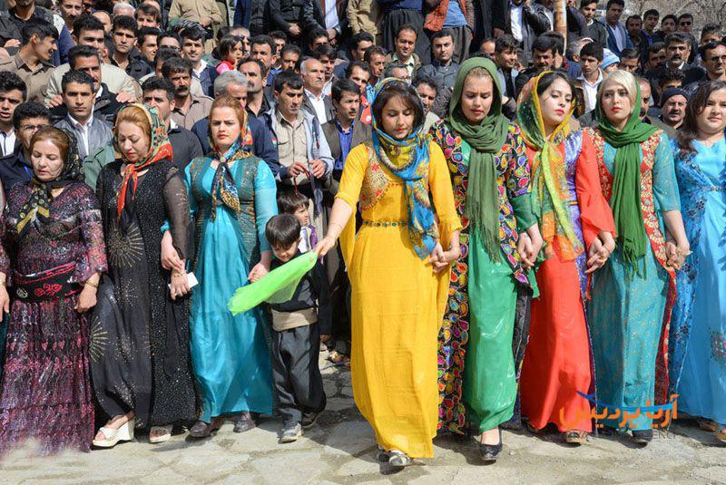 همه چیز درباره آیین نوروز در کردستان ایران همه چیز درباره آیین نوروز در کردستان ایران