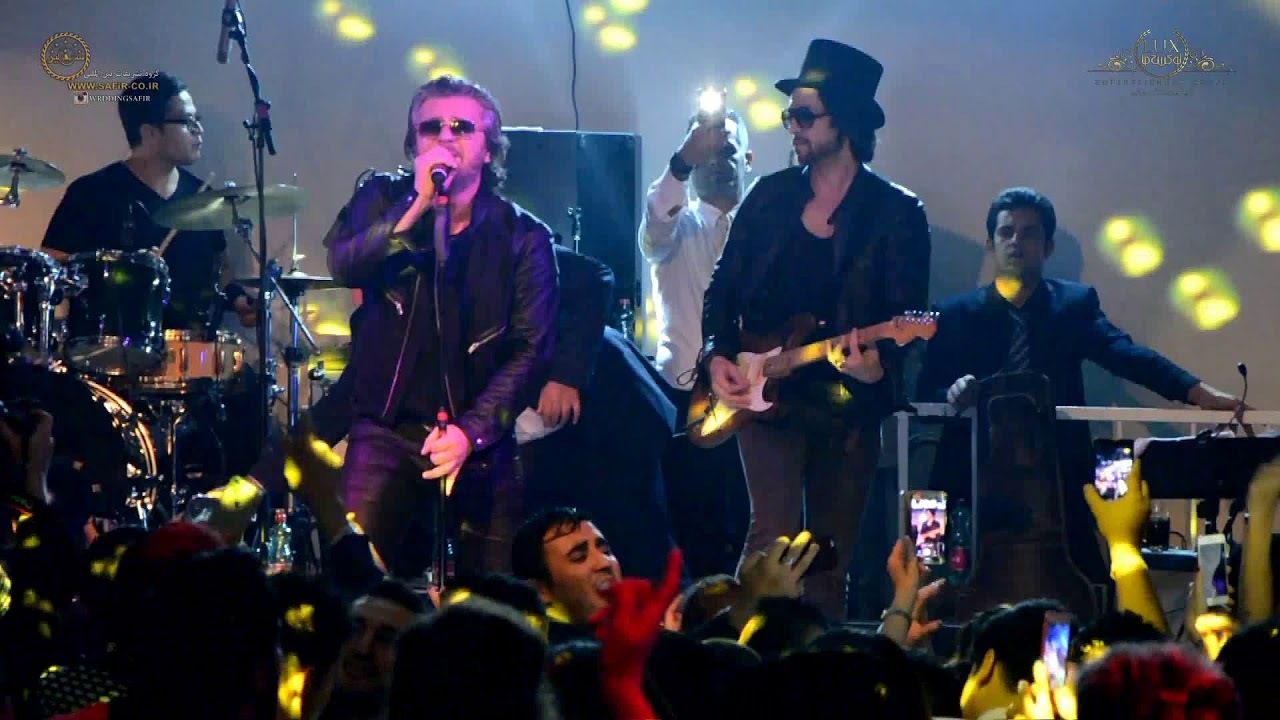 ببینید| جنجال در کنسرت «منصور»: ۵۰ یورو پول بلیط دادین توقع چی دارید؟