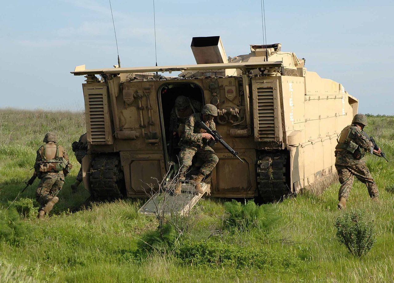 خودروی جنگی آبی خاکی پیشرفته آمریکا