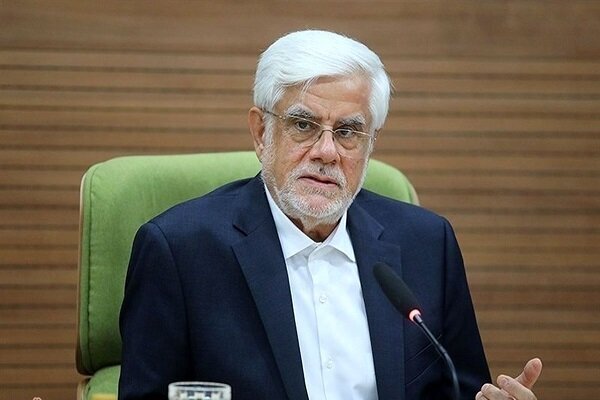 عارف: سال ۱۴۰۴ فرصتی است تا با وفاق گام‌های بلندی در توسعه کشور برداشته شود