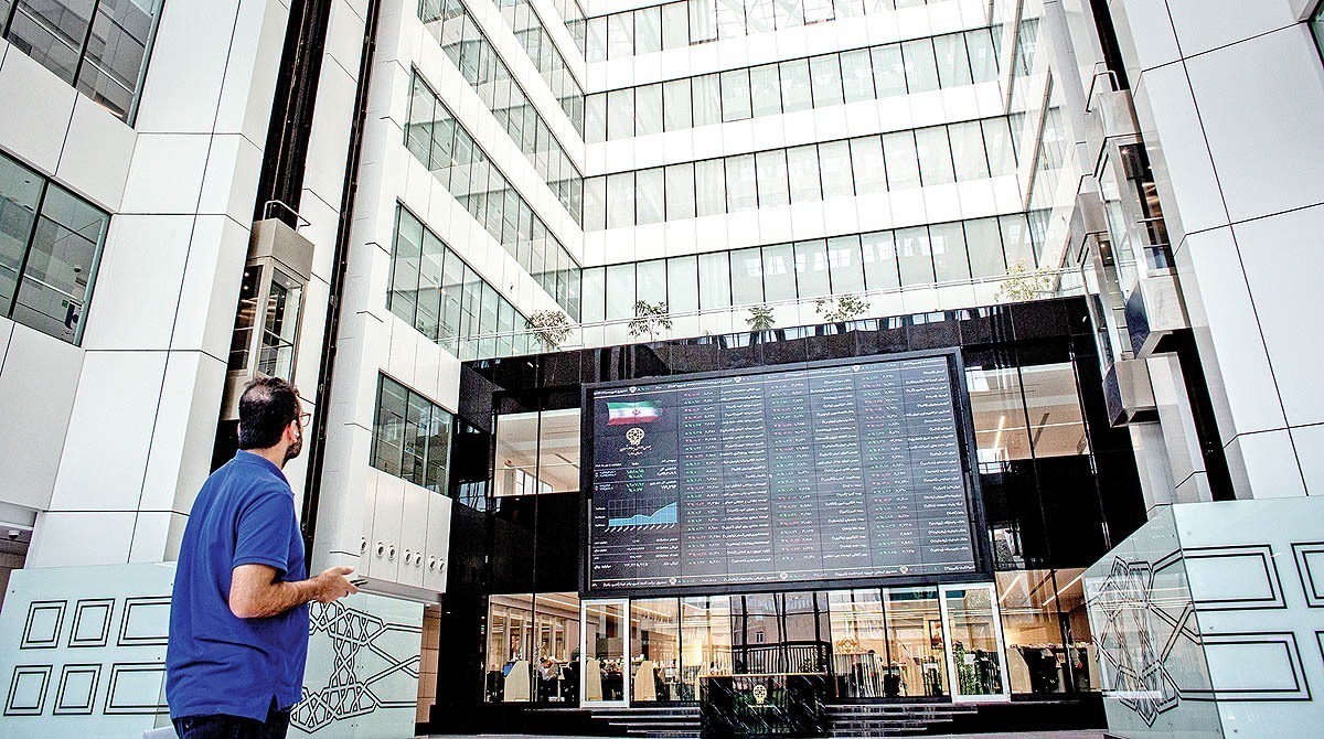 ریزش ۳۰۰ میلیارد دلاری ارزش بورس تهران در کمتر از ۵ سال+ نمودار