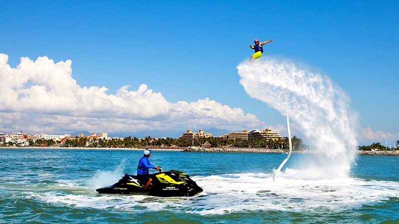 بهترین روش‌های سفر از تهران به کیش؛ زمینی یا هوایی؟