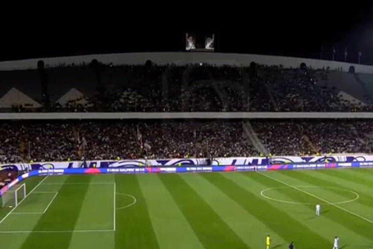 توضیحات محمدرضا احمدی درباره دلیل توقف بازی ایران - امارات