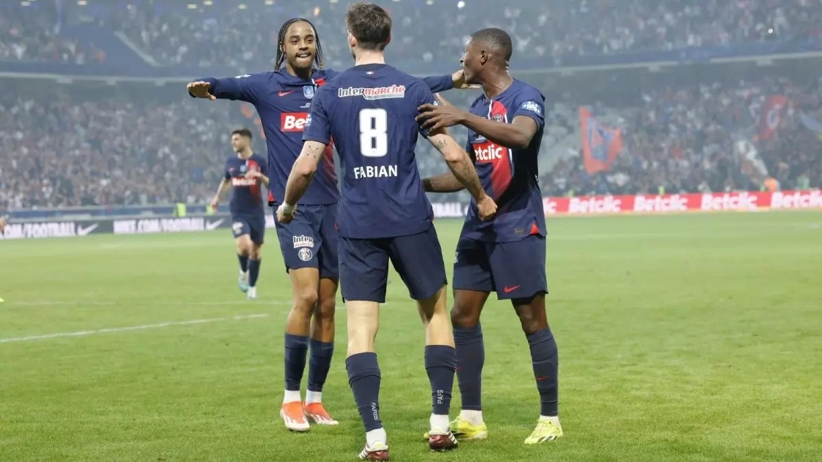 ببینید| خلاصه بازی لیون - پاری سن ژرمن ببینید| خلاصه بازی لیون - پاری سن ژرمن