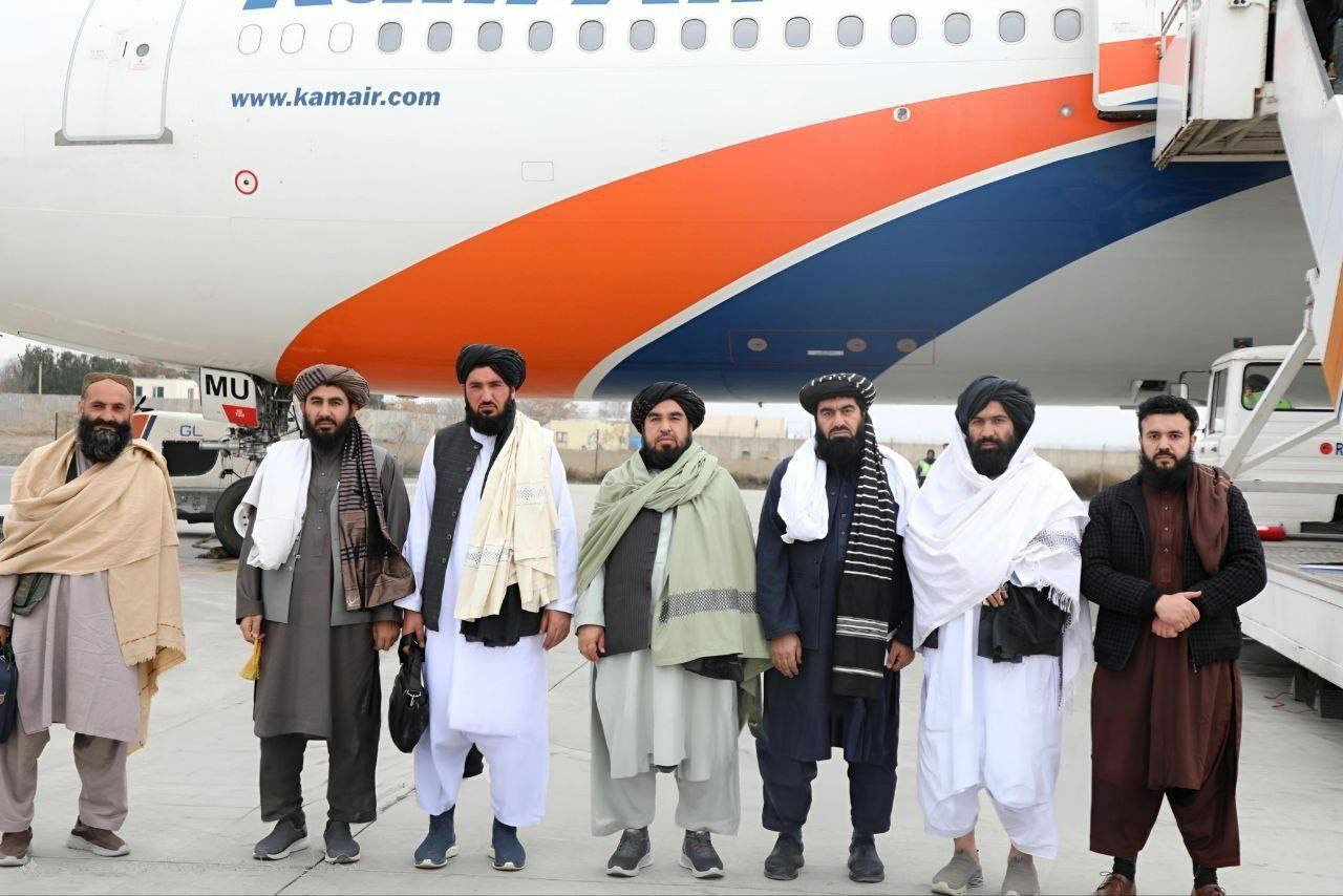 هیأتی از طالبان در راه ایران