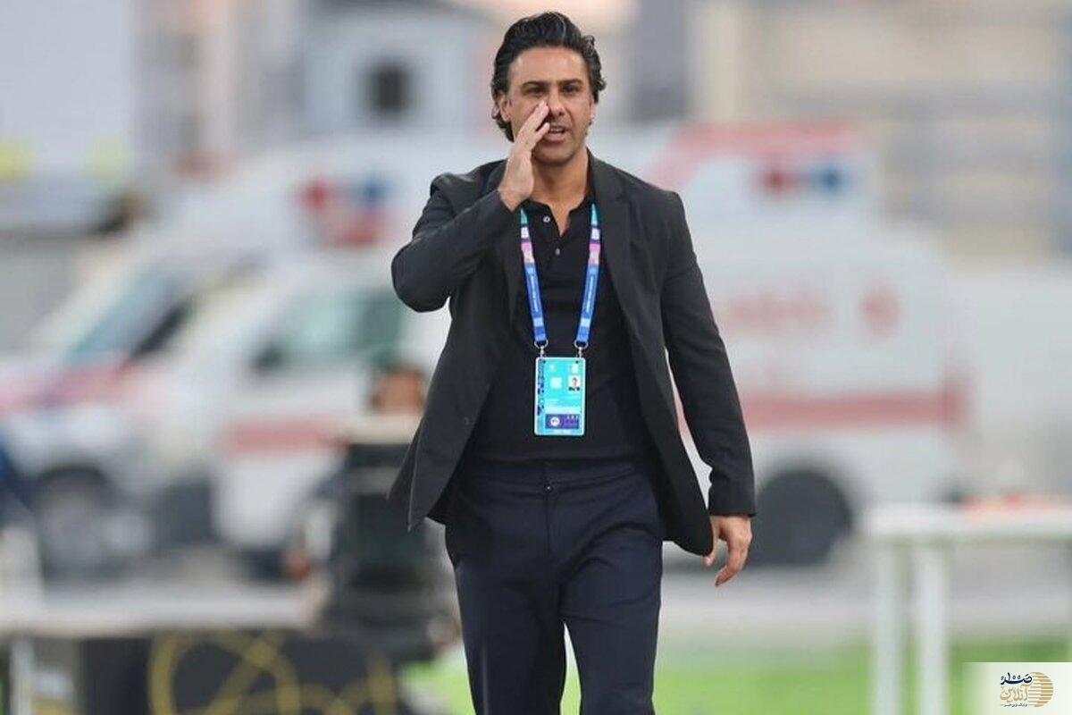 ببینید| تشویق جالب فرهاد مجیدی توسط هواداران شباب الاهلی ببینید| تشویق جالب فرهاد مجیدی توسط هواداران شباب الاهلی