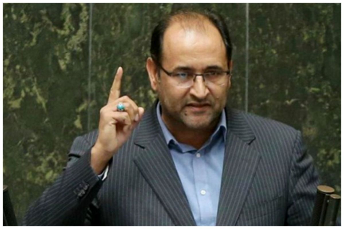 رحیمی جهان آبادی: دولت یک فرمانده اقتصادی ندارد و رئیسی سابقه اقتصادی ندارد | تغییر یک نفر مشکلی را حل نمیکند رحیمی جهان آبادی: دولت یک فرمانده اقتصادی ندارد و رئیسی سابقه اقتصادی ندارد | تغییر یک نفر مشکلی را حل نمیکند