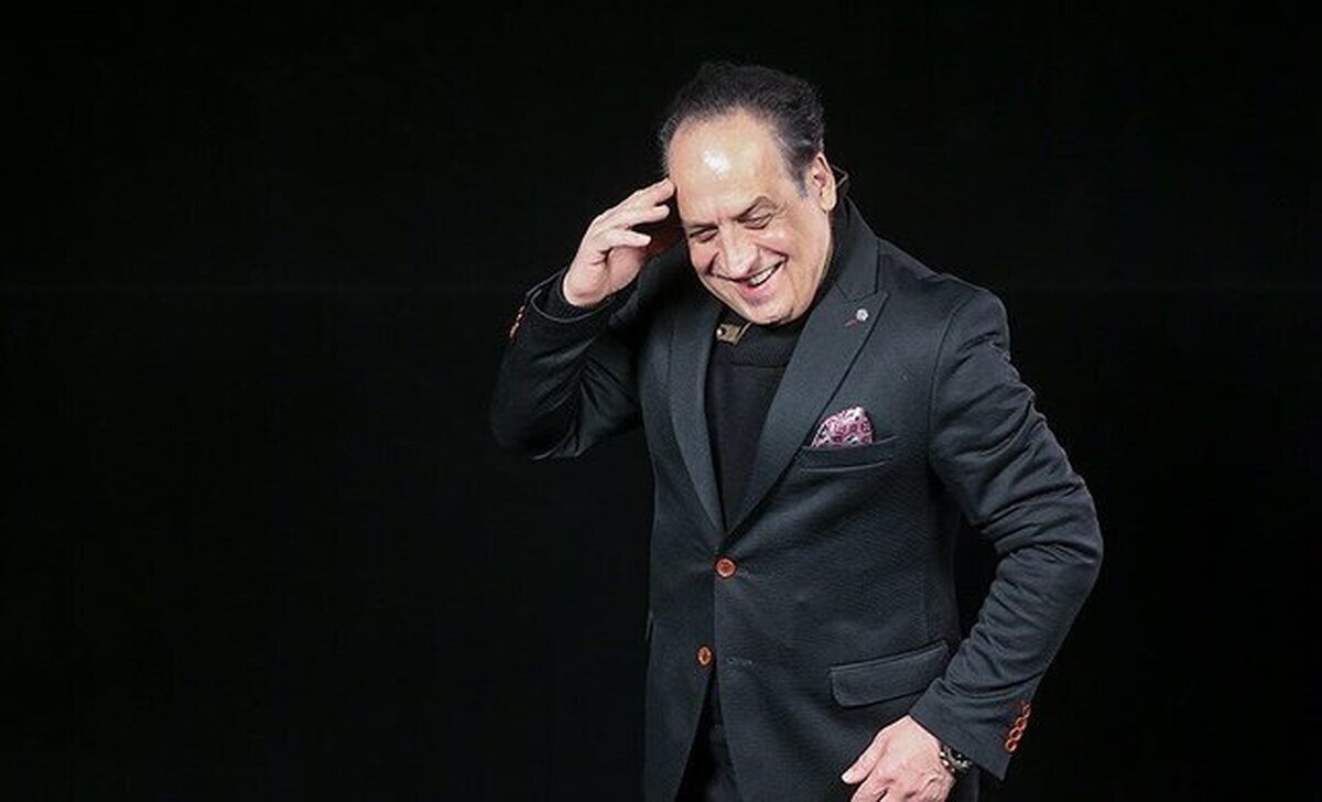 رقص یهویی بهمن هاشمی وسط برنامه جنجالی شد رقص یهویی بهمن هاشمی وسط برنامه جنجالی شد