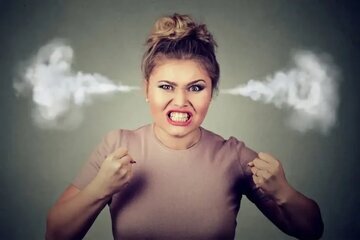 کسانی که زود عصبانی می‌شوند این دمنوش‌ها را بخورند