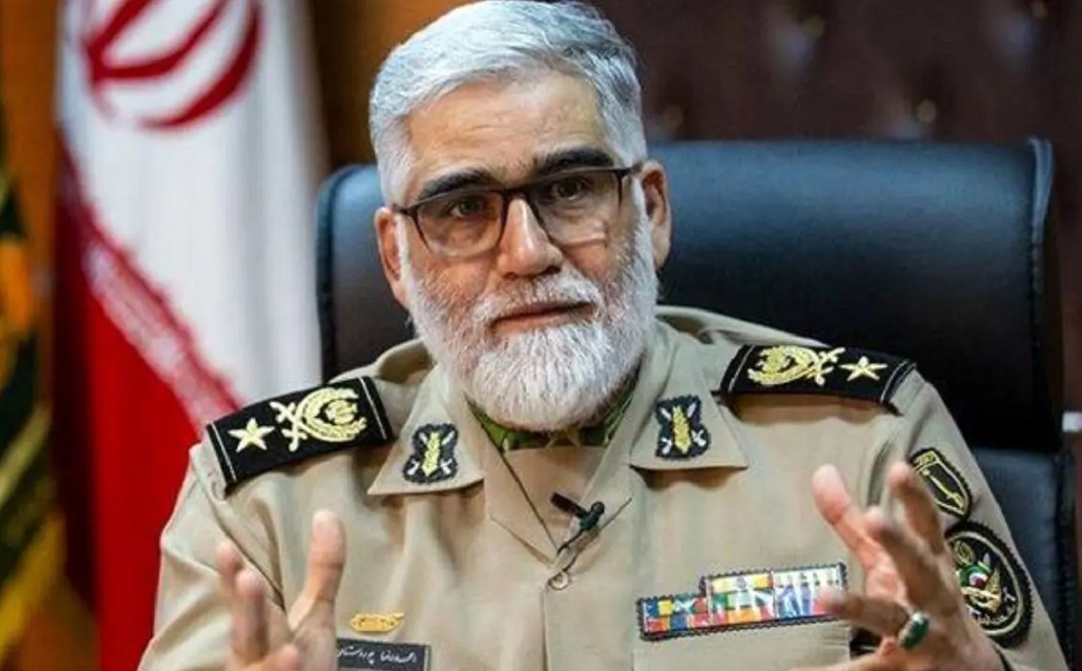 فرمانده ارتش: حمله اسرائیل آنقدر کم عمق است که قابل مطرح کردن نیست