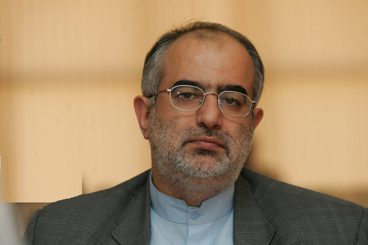 پاسخ حسام الدین آشنا به ادعای وزیر کشور درباره حضور مردم در انتخابات