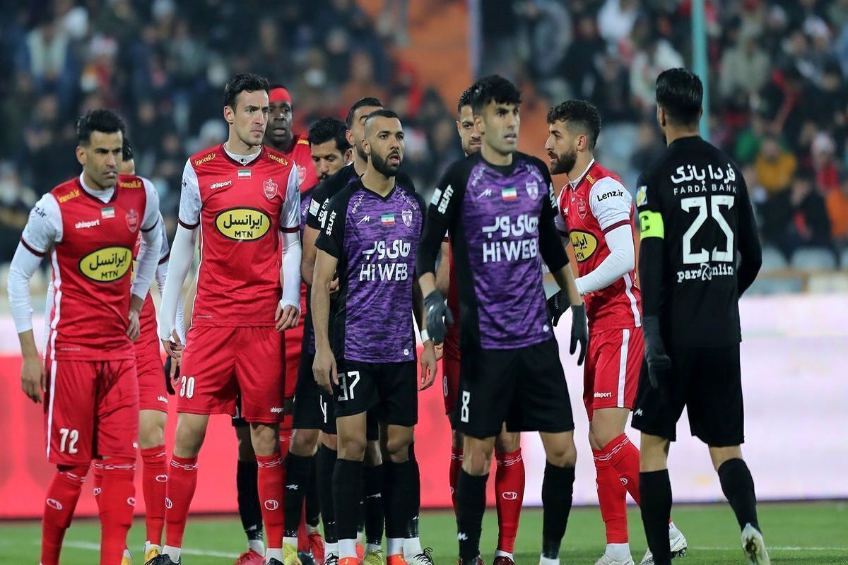 ببینید| صحنه مشکوک به آفساید گل پرسپولیس به هوادار ببینید| صحنه مشکوک به آفساید گل پرسپولیس به هوادار