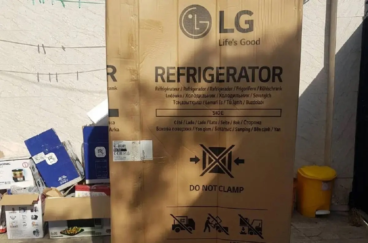 کارتن یخچال هم میلیونی شده است! کارتن یخچال هم میلیونی شده است!