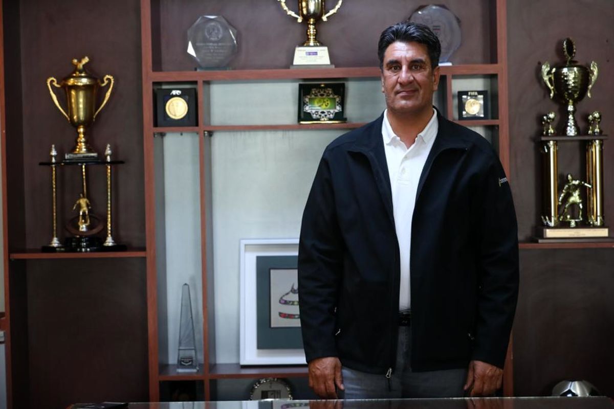 خداداد افشاریان کیست؟