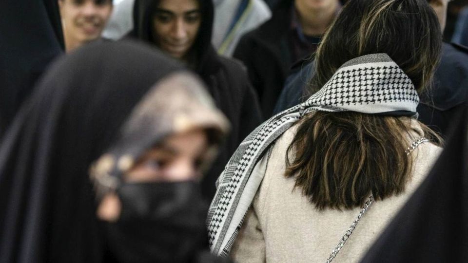مجمع تشخیص مصلحت لایحه عفاف و حجاب را تعیین تکلیف کرد
