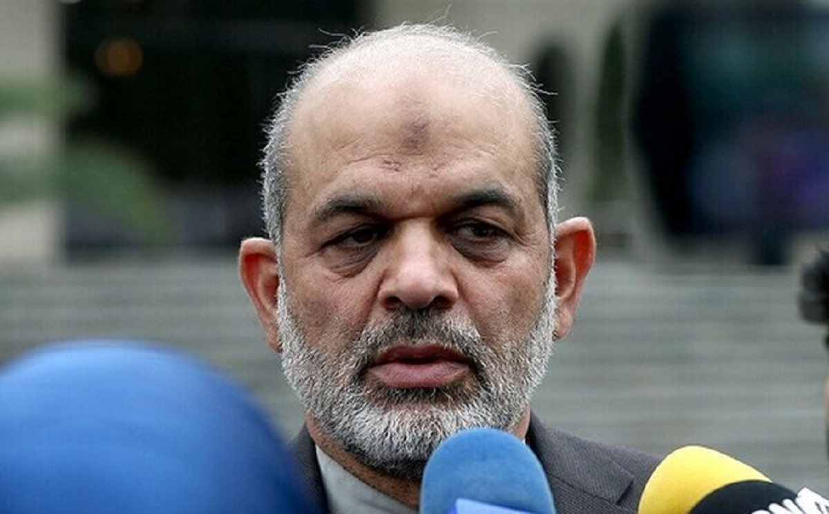احمد وحیدی وزیر کشور